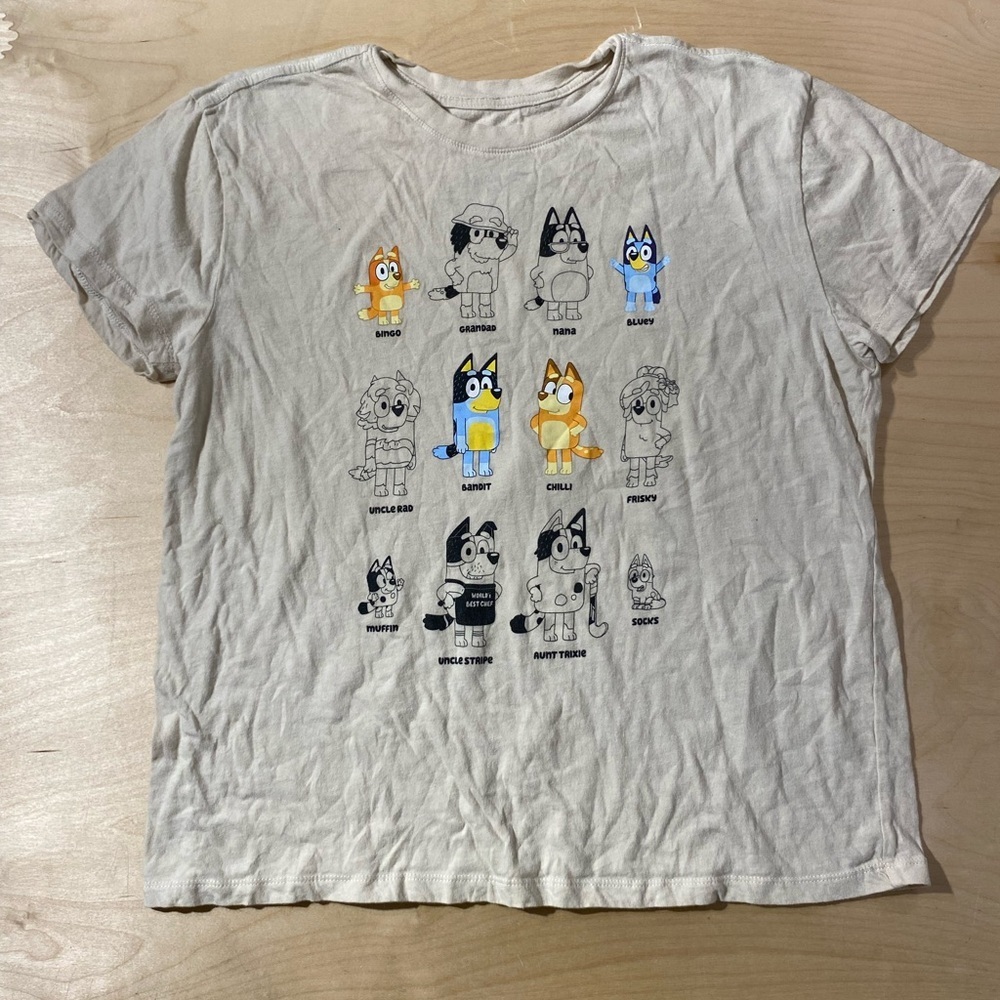 Bluey Cream Cartoon Graphic Tee XL (OM)
